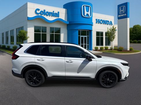 Used 2024 Honda CR-V Sport image 9