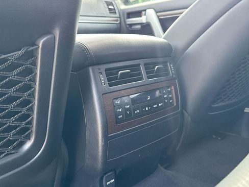Used 2019 Toyota Land Cruiser AWD/4WD image 32