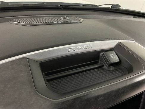 Used 2023 RAM 1500 Big Horn AWD/4WD image 24