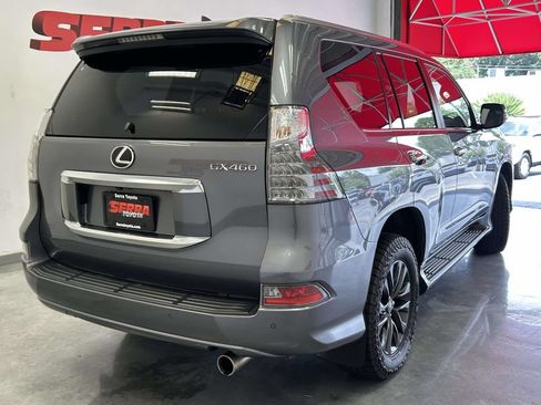 Used 2023 Lexus GX 460 Premium w/ Premium Package AWD/4WD image 3