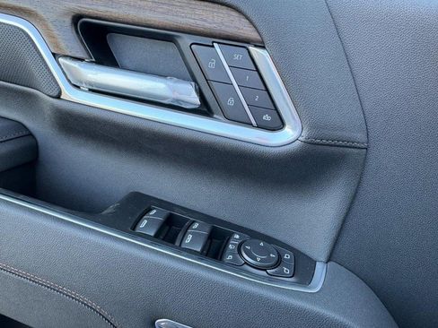 New 2026 Chevrolet Silverado 2500 High Country w/ High Country Premium Package image 38