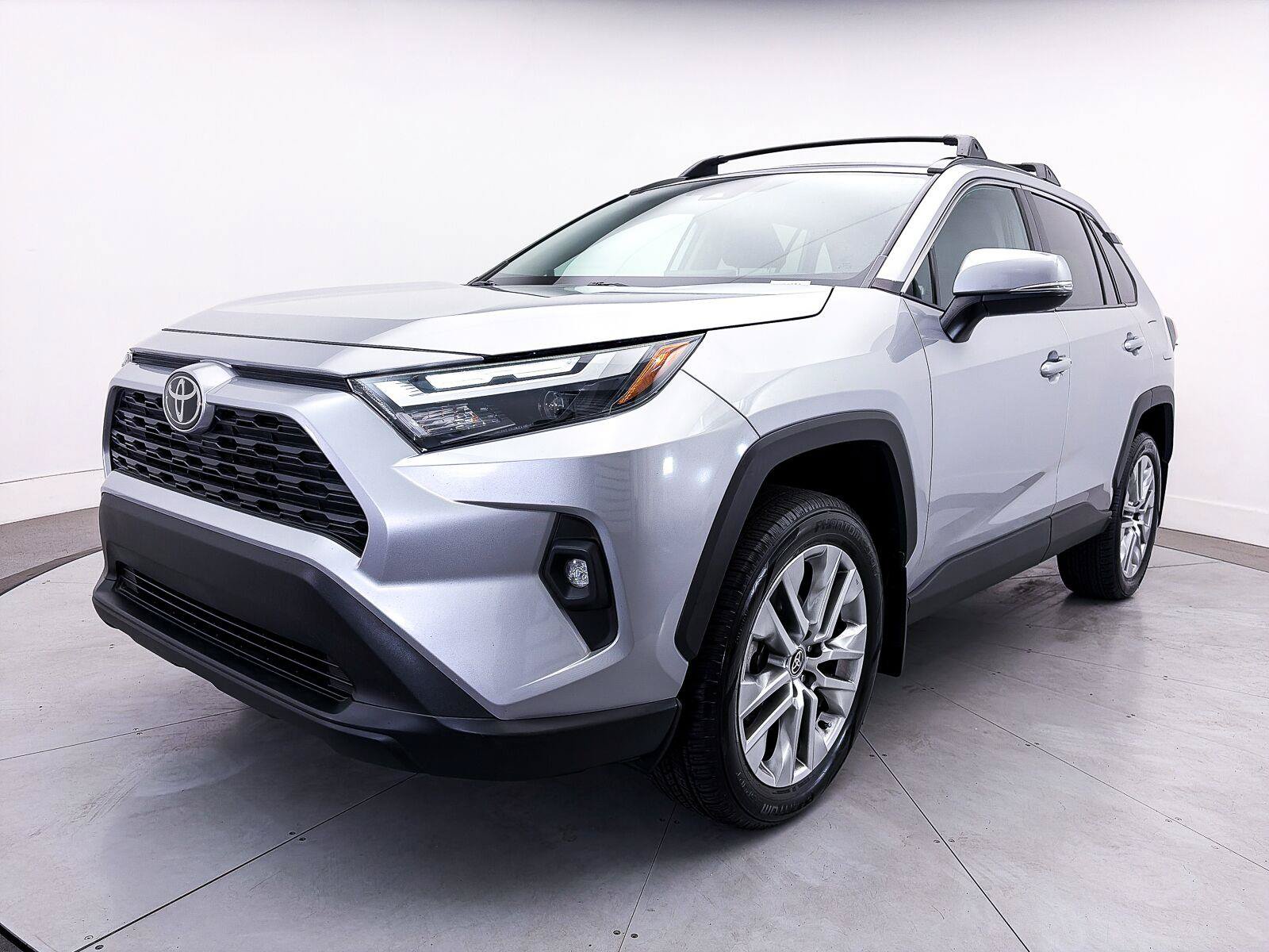 Used 2024 Toyota RAV4 XLE Premium w/ Weather Package FWD image 11
