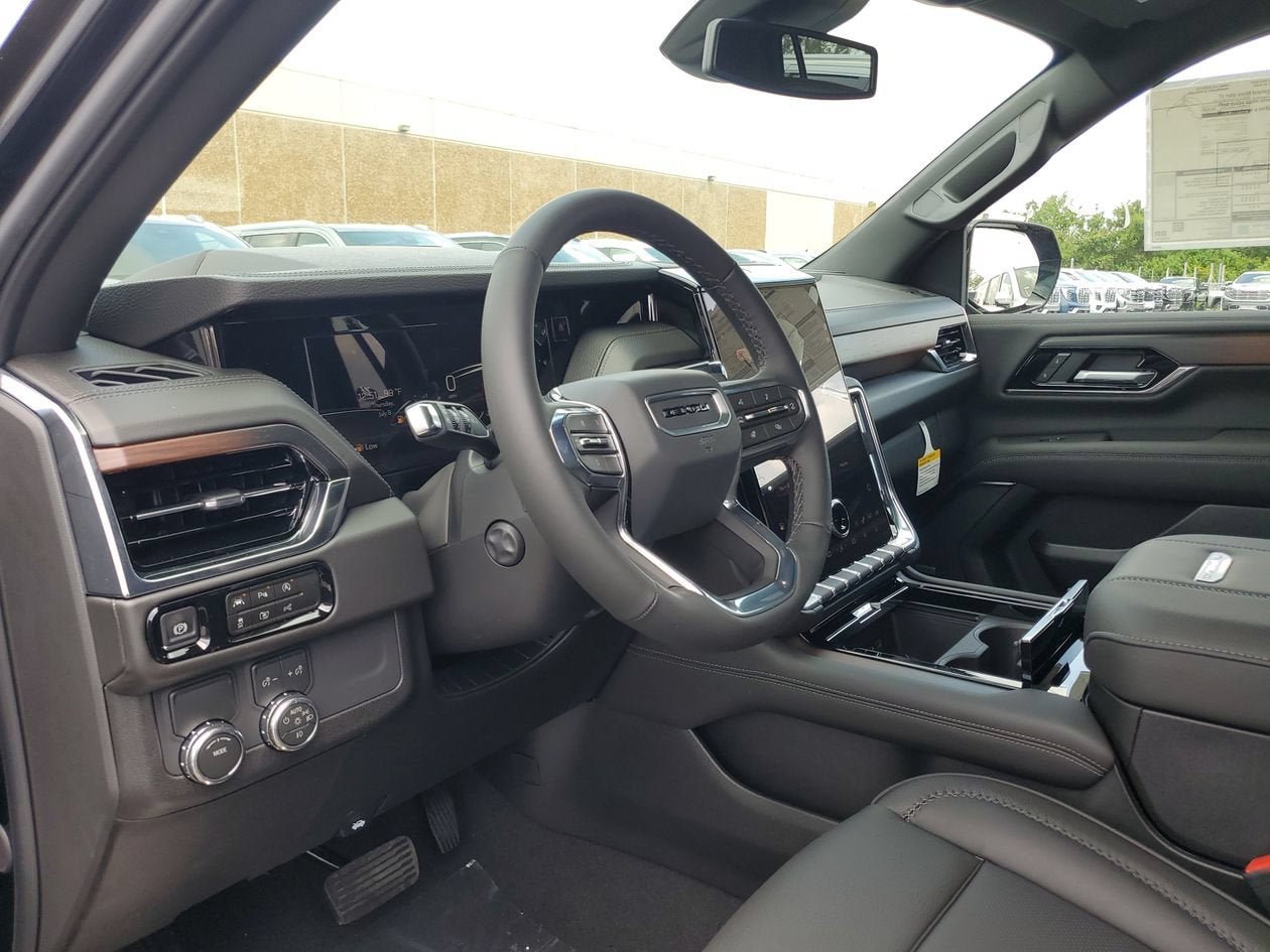 New 2026 GMC Yukon Denali RWD image 20