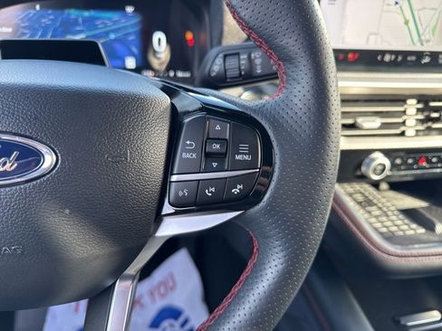 Used 2025 Ford Explorer ST-Line w/ Premium Package image 19