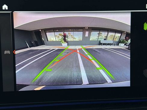 Certified 2023 BMW 530i 530i w/ Convenience Package image 23