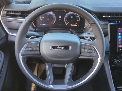 New 2025 Jeep Grand Cherokee L Laredo RWD image 23
