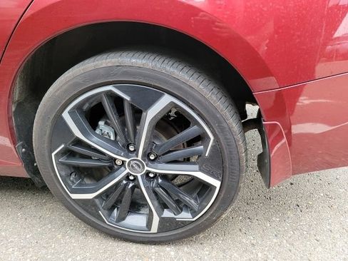 Used 2023 Nissan Altima 2.5 SR AWD/4WD image 12