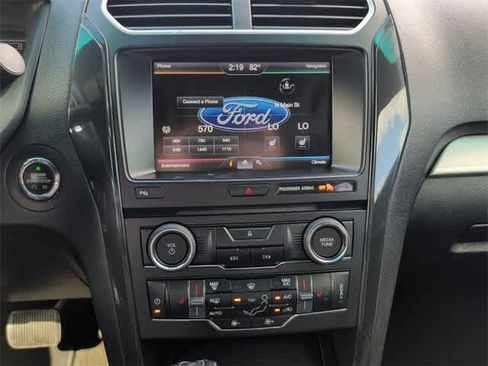 Used 2016 Ford Explorer XLT w/ Equipment Group 202A image 25