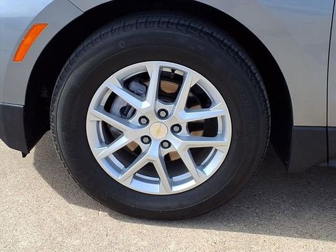Used 2024 Chevrolet Equinox LT image 21