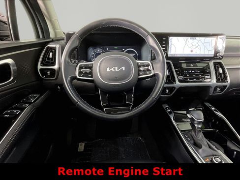 Certified 2023 Kia Sorento SX AWD/4WD image 8
