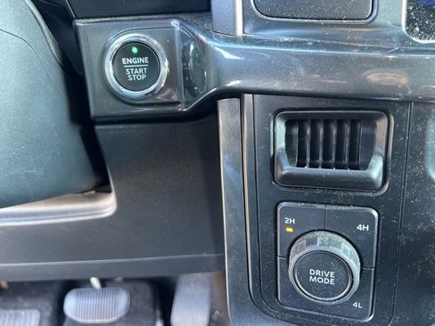 Used 2023 Ford F150 XLT image 28