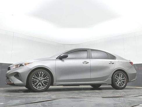 Used 2023 Kia Forte GT-Line w/ GT-Line Premium Package FWD image 30