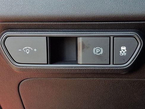 Certified 2025 Kia K4 EX image 22