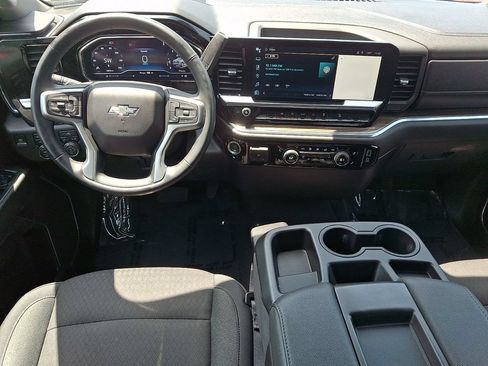 Used 2024 Chevrolet Silverado 1500 RST w/ Z71 Off-Road Package AWD/4WD image 11