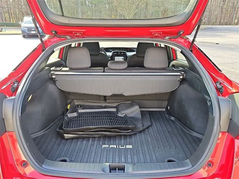 Used 2022 Toyota Prius LE image 24