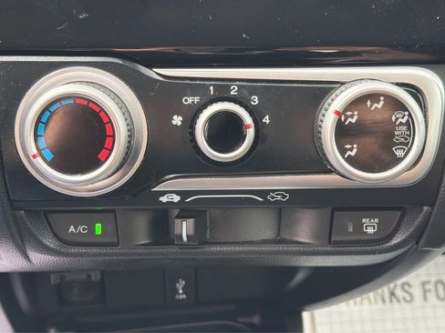 Used 2019 Honda Fit LX image 28