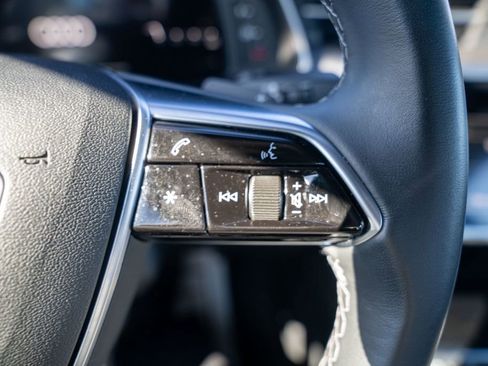 Used 2024 Audi A6 2.0T Premium image 23