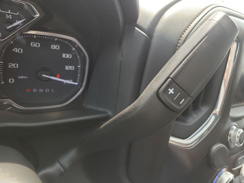 Used 2020 GMC Sierra 1500 AT4 w/ AT4 Premium Package AWD/4WD image 21