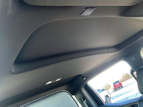 Used 2024 Chevrolet Silverado 1500 High Country w/ Technology Package image 28