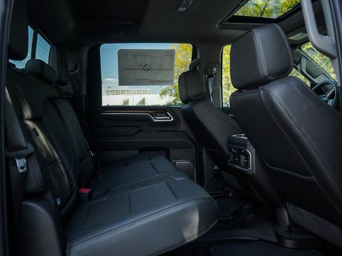 New 2026 GMC Sierra 3500 Denali w/ Denali Reserve Package image 11