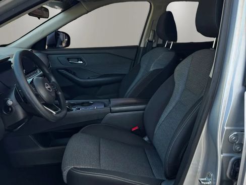 Used 2022 Nissan Rogue SV FWD image 16