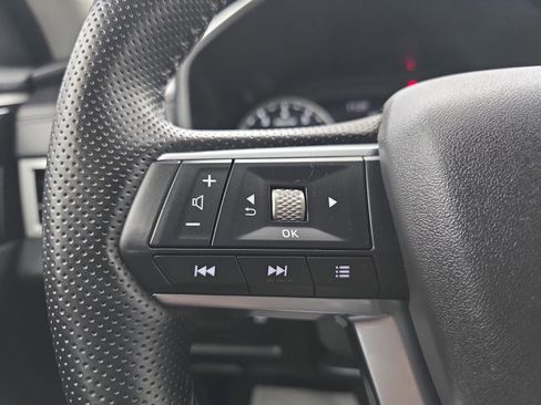 Used 2024 Mitsubishi Outlander SE image 31