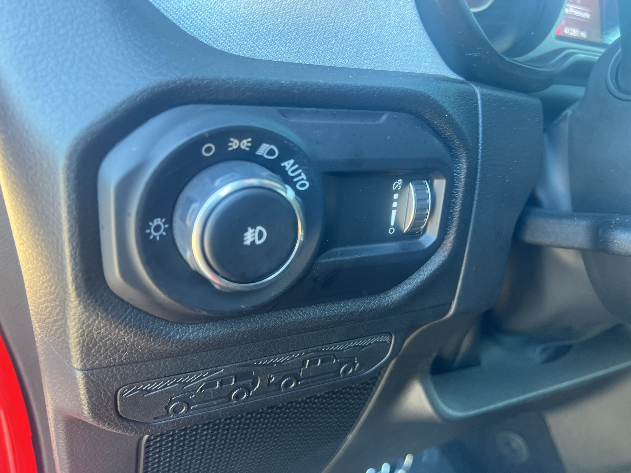 Used 2025 Jeep Wrangler Unlimited Sport AWD/4WD image 22