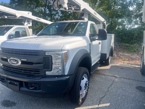 Used 2019 Ford F450 XL w/ Aft-axle Frame Extension Pack RWD image 3