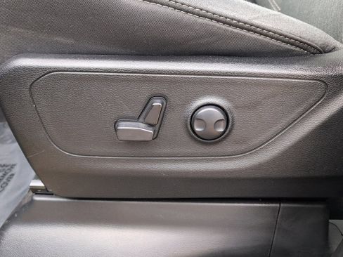 Used 2023 RAM 1500 Big Horn image 24