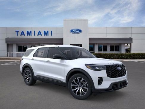 New 2026 Ford Explorer ST-Line w/ Premium Package RWD image 7