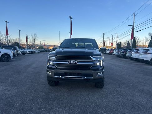 Used 2025 Ford F150 King Ranch w/ FX4 Off-Road Package image 8