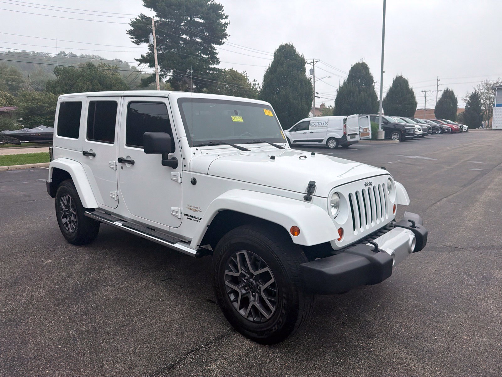 Used 2013 Jeep Wrangler Unlimited Sahara w/ Mopar Chrome Edition Group AWD/4WD image 7