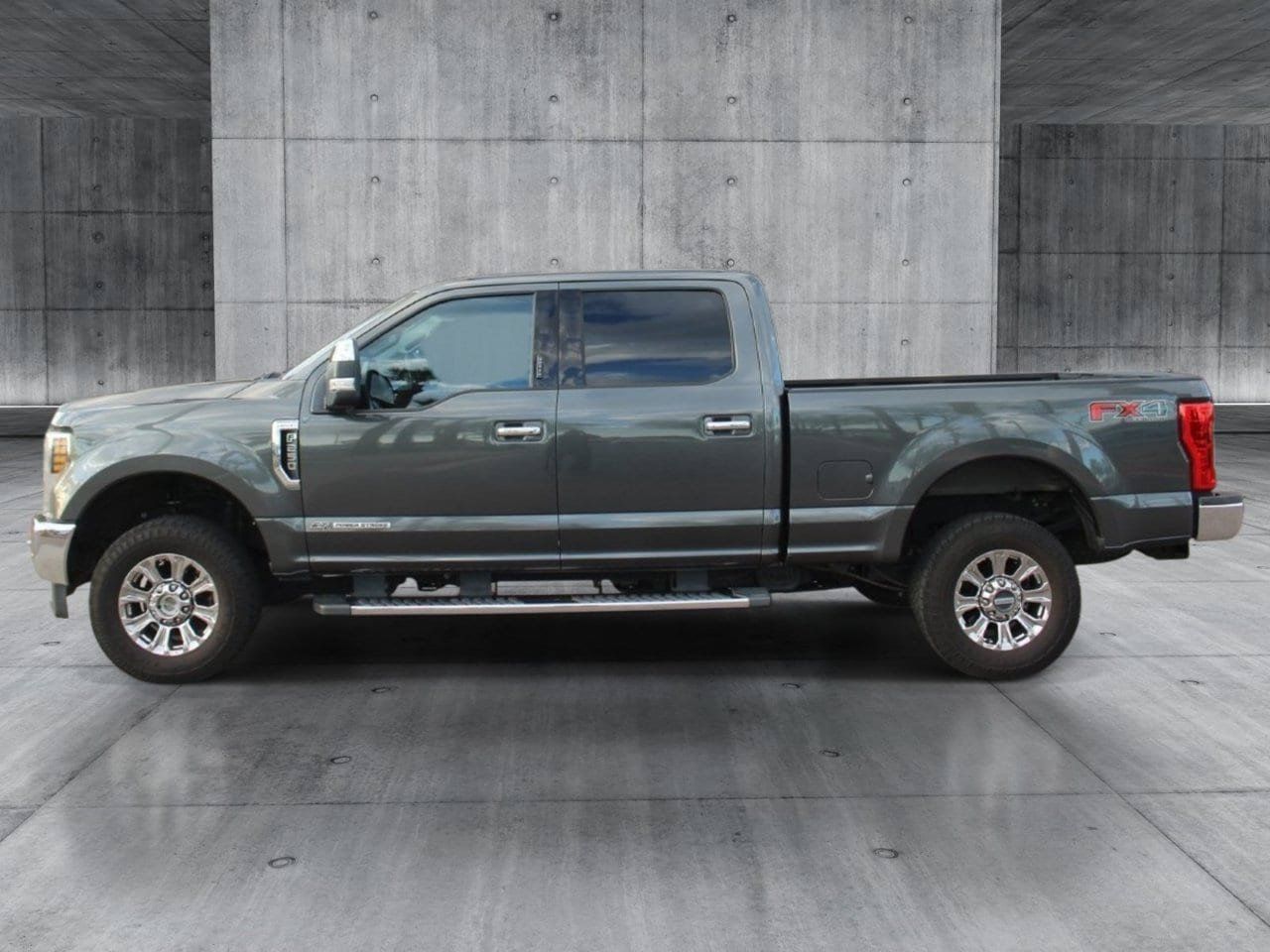 Used 2019 Ford F250 Lariat w/ Chrome Package AWD/4WD image 2