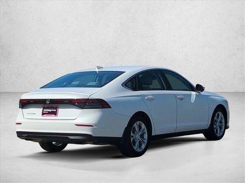 Used 2023 Honda Accord LX image 5