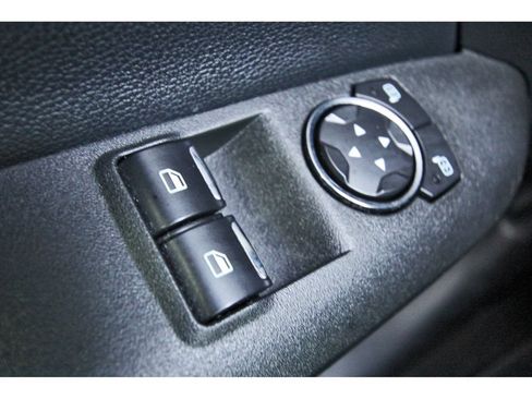 Used 2019 Ford Mustang Premium RWD image 21