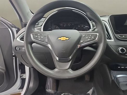 Used 2024 Chevrolet Malibu LT FWD image 20