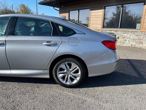 Used 2020 Honda Accord LX image 4