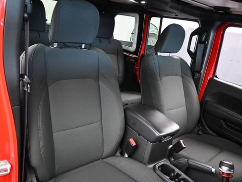 Used 2022 Jeep Wrangler Unlimited Sport image 48