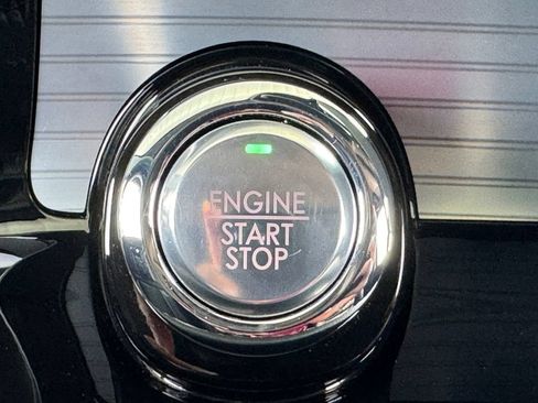 Used 2022 Lincoln Corsair AWD w/ Equipment Group 101A image 16