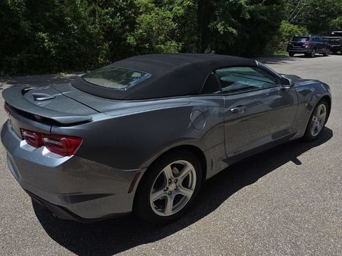 Used 2021 Chevrolet Camaro LT RWD image 5