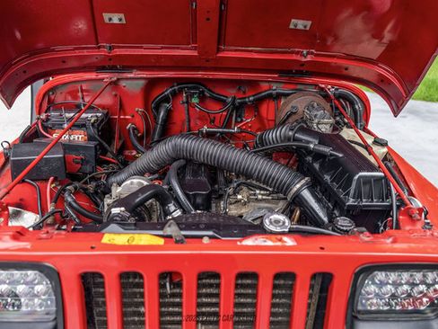 Used 1991 Jeep Wrangler 4WD image 16