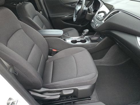Used 2024 Chevrolet Malibu LT w/ Sport Edition image 22