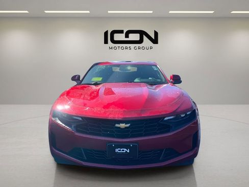 Used 2019 Chevrolet Camaro LT RWD image 8