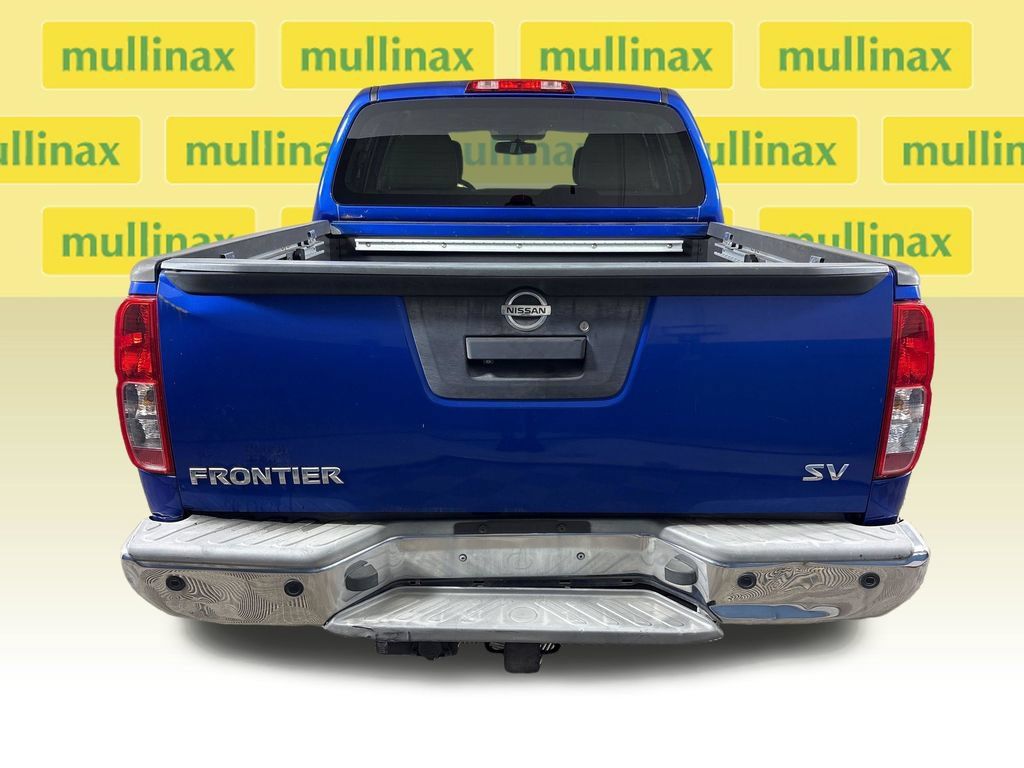 Used 2013 Nissan Frontier SV w/ SV Value Truck Pkg RWD image 9