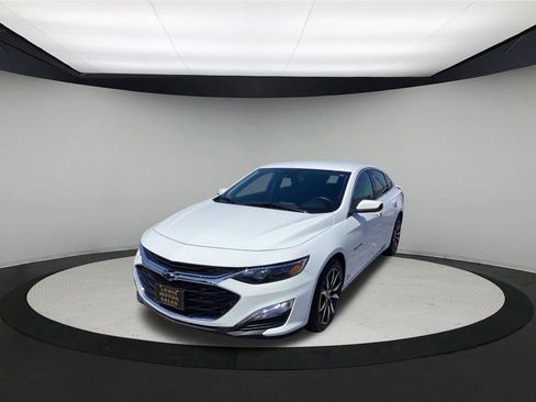 Used 2024 Chevrolet Malibu RS w/ LPO, Floor Liner Package FWD image 4
