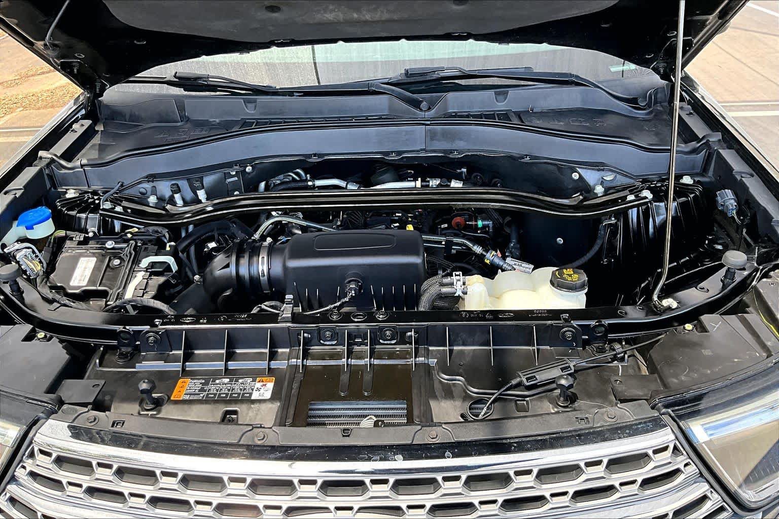 Used 2021 Ford Explorer Limited w/ Equipment Group 301A RWD image 32