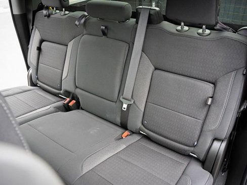 Used 2024 GMC Sierra 1500 Elevation image 27