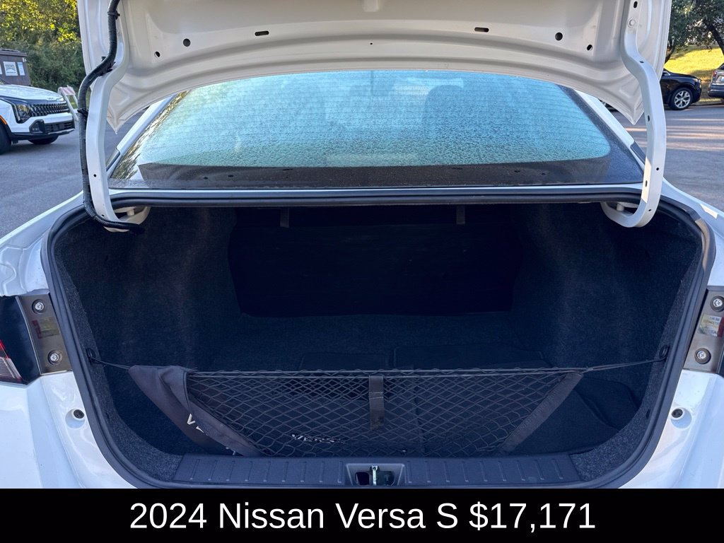 Used 2024 Nissan Versa S w/ Trunk Package FWD image 14