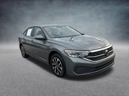 Used 2024 Volkswagen Jetta S FWD image 2