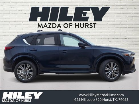 New 2025 MAZDA CX-5 Signature image 2